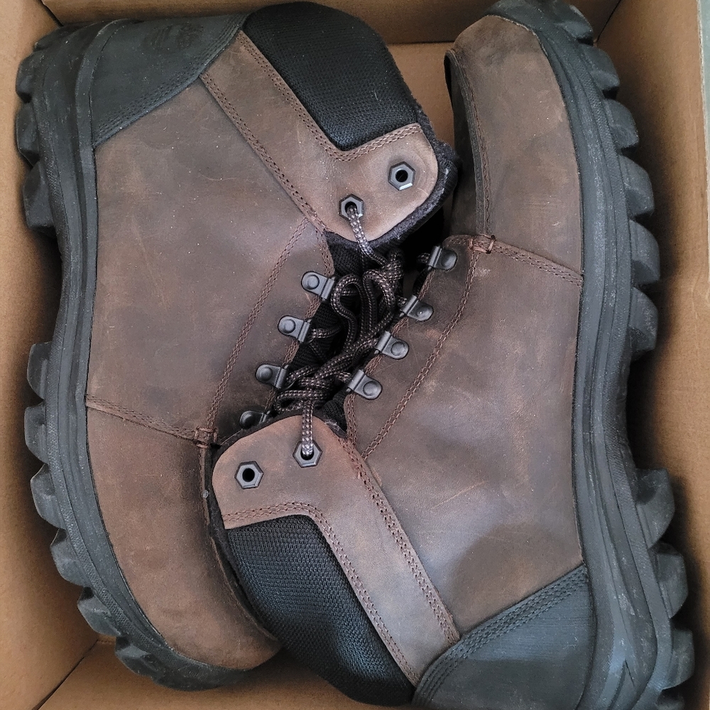 BRAND NEW TIMBERLAND Snowblades Boots